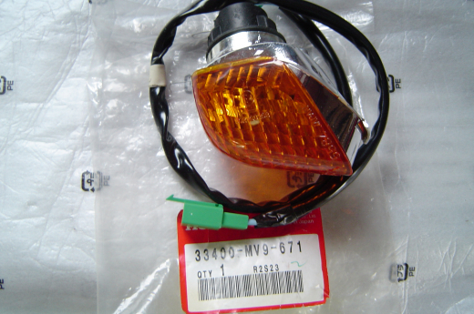 Blinker vo. re.33400MV9671